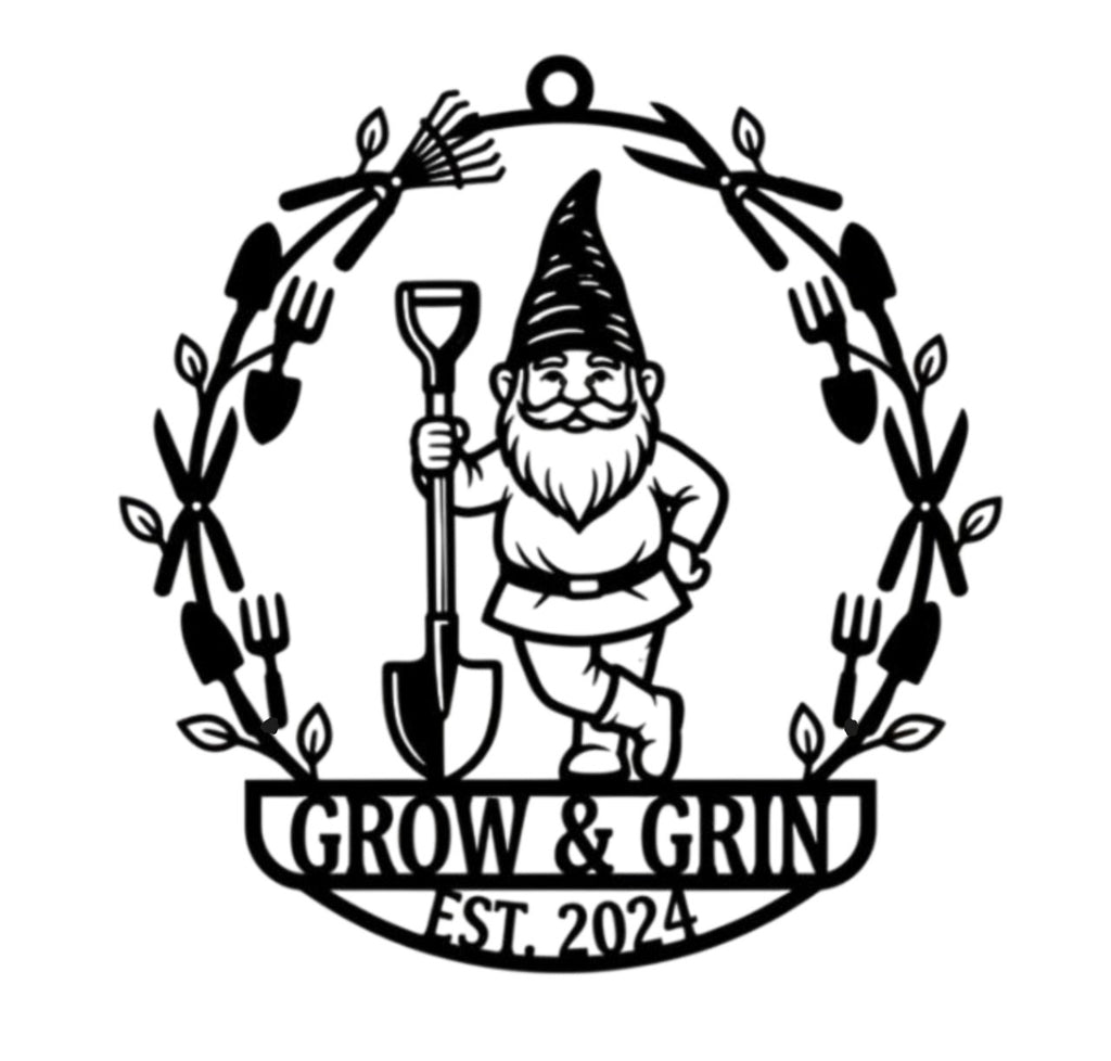 Personalisiertes Gartenschild mit Gartenzwerg und Schaufel im Blätterkranz aus schwarzem Stahl
