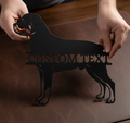 Personalisiertes Rottweiler Metallschild mit Hundenamen aus schwarzem Stahl