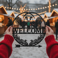 Round rooster welcome sign with corn cobs in black steel