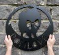 Personalisiertes Zwergspitz Metallschild mit Hundenamen aus schwarzem Stahl